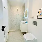 Urban Parkside Retreat Cozy 2-bed Ap By Metro * Bukarest