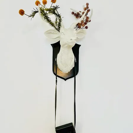 Urban Parkside Retreat Cozy 2-bed Ap By Metro Apartment