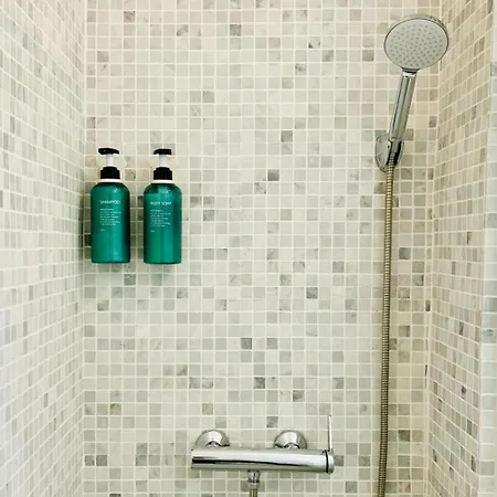 Urban Parkside Retreat Cozy 2-bed Ap By Metro *