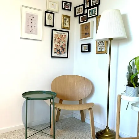 Appartamento Urban Parkside Retreat Cozy 2-bed Ap By Metro Bucarest